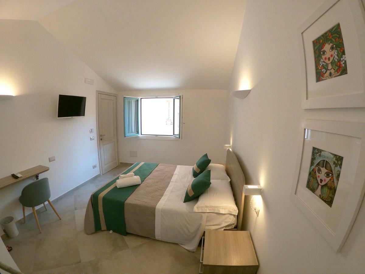 Hotel Domo'E Sorres Olbia Esterno foto